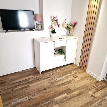 Apartment Garden Sea Flats *
